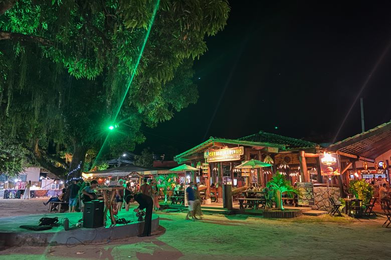 Vila de Barra Grande à noite