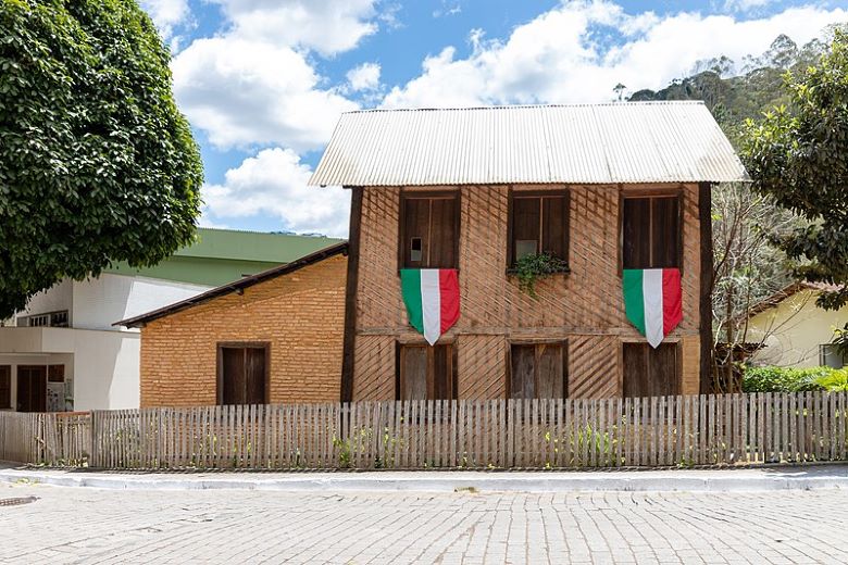 Casa Lambert